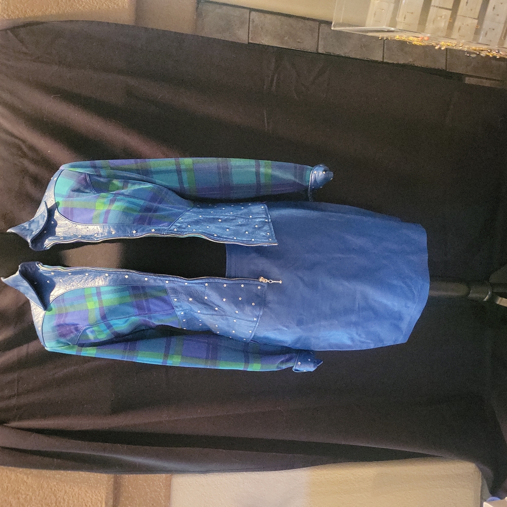 Elegant, Smart Leather Suit